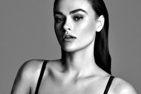 Το plus size μοντέλο της Calvin Klein, δεν είναι τόσο plus