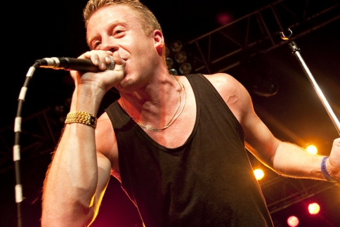 Ο Macklemore θα γίνει μπαμπάς και μας έδειξε πώς πήγε η επίσκεψη στο γιατρό