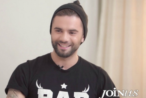 Θοδωρής Μαραντίνης στο JoinUs: Με φωνάζουν Brandon επειδή έχω φλωρόφατσα