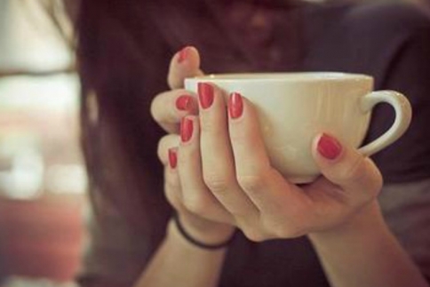 Δες εδώ τι μπορείς να κάνεις με ένα μόνο κόκκινο μανό!