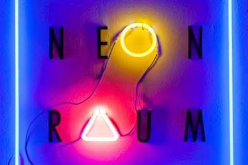 Κυριακάτικο brunch στο Neon Raum