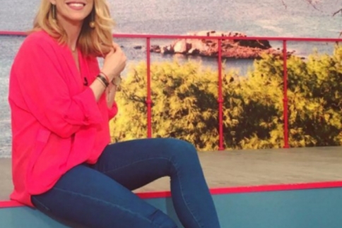 Street style : Βάλε το κόκκινο στο casual look σου όπως η Ντορέττα Παπαδημητρίου