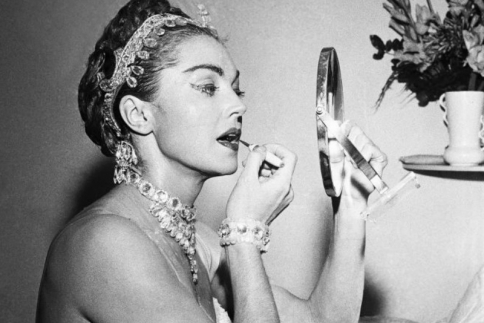 Old Hollywood μυστικά από το θρύλο του μακιγιάζ Ida Gàl-Csiszar!