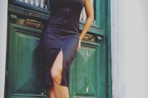 Street style : Σέξι και chic όπως η Έλενα Παπαβασιλείου