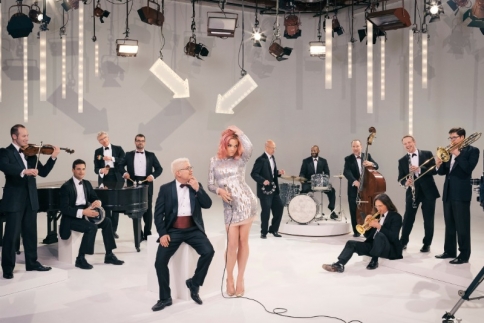 Pink Martini: 4 πράγματα που δεν ξέραμε για την πιο κοσμοπολίτικη μπάντα 