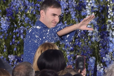 Αλλάζει η μόδα! Αποχώρησε ο creative director της Dior, Raf Simons