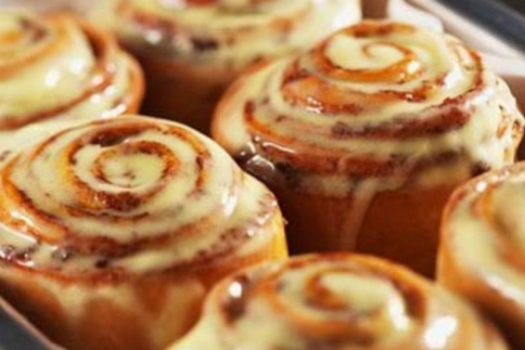 Γιάμι! Rolls με ταχίνι και κανέλα