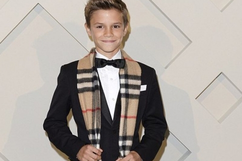 Beckham σημαίνει star! Αύξησε τις πωλήσεις της Burberry ο Romeo