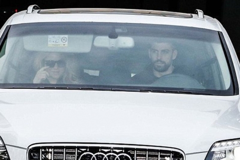 Eξιτήριο για την... χαζομαμά Shakira