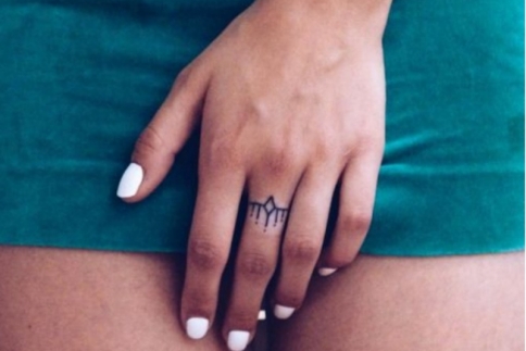 Θέλεις να κάνεις ένα διακριτικό tattoo; 23 σχέδια που μέχρι και η μαμά σου θα εγκρίνει