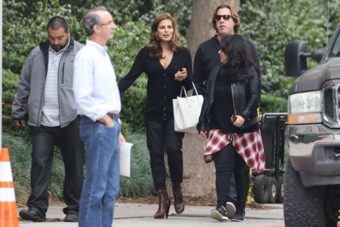 Η Eva Mendes σε φόρμα έξι εβδομάδες μετά τη γέννηση της κόρης της