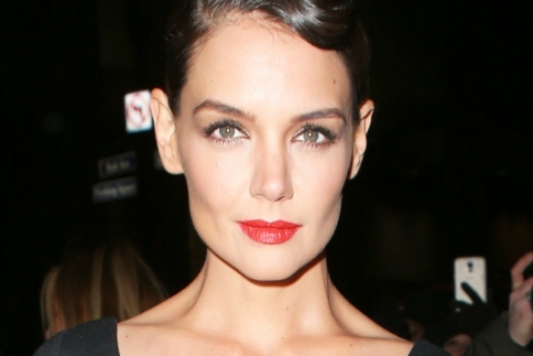 Αντίγραψε το μακιγιάζ της Katie Holmes για σέξι εμφανίσεις