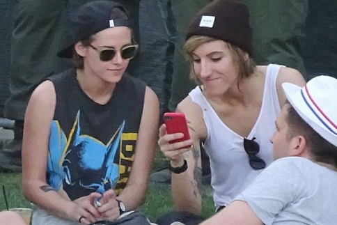 Kristen Stewart: Τρυφερά τετ α τετ με την Alicia Cargile