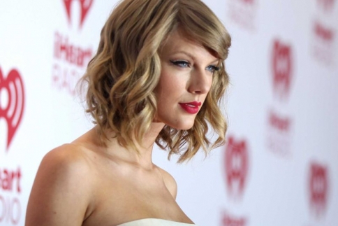 Οι γάτες της Taylor Swift ταξιδεύουν με στυλ