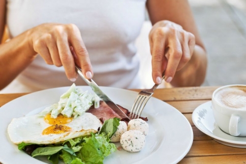 Τhe Egg: Aν σου αρέσουν τα αυγά τρέχα στο Χολαργό