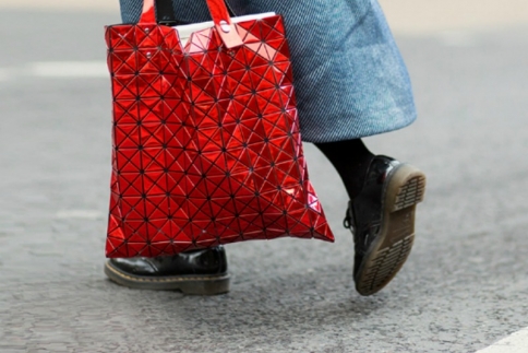 Μόδα 2018: Tote bag! Η τσάντα που θα κρατήσεις (και φέτος)