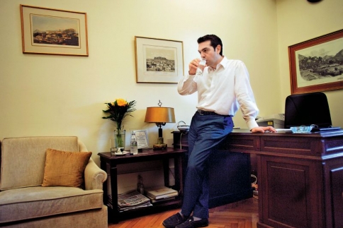 Παραιτήθηκε ο Αλέξης Τσίπρας - Εκλογές στις 20 Σεπτέμβρη;