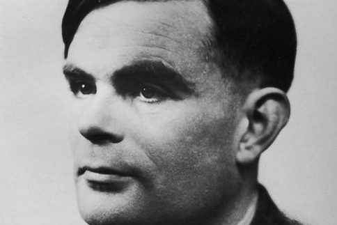Imitation Game: Η οικογένεια του ηρώα ζητά δικαίωση για όλους τους gay