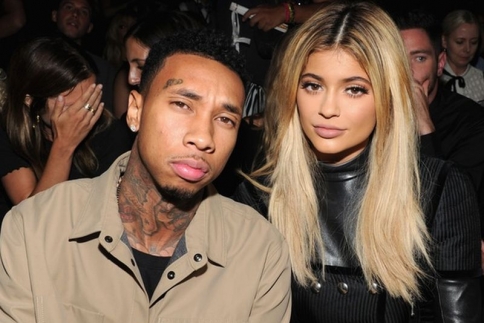 Kylie Jenner : Αρραβωνιάστηκε με τον Tyga!