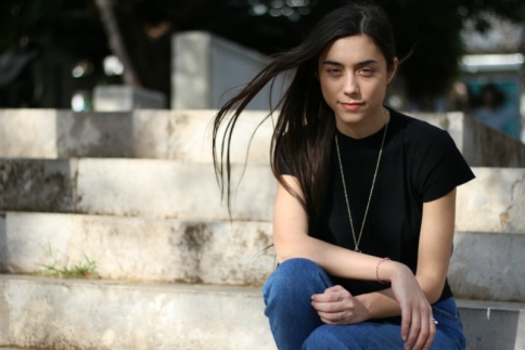 H Tζωρτζίνα Λιώση μάς μαθαίνει πού πάνε οι ωραίοι νέοι της πόλης