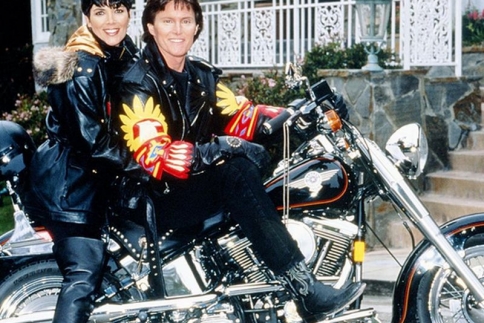 Kris Jenner : Ζηλεύει την σιλουέτα της Caitlyn!