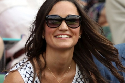 Η Pippa Middleton συγκρίνει τα οπίσθια της με εκείνα της Kim Kardashian