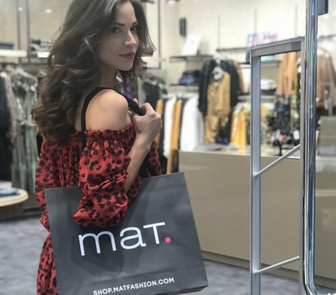 #TheRealYou: Κατερίνα Γερονικολού  Μια βόλτα στο The Mall Athens, με τη MAT Fashion