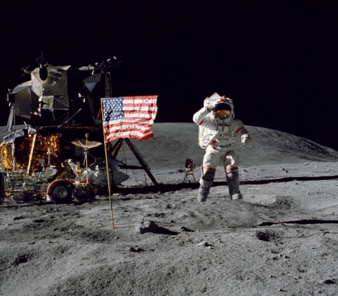 Apollo 11: Οι θεωρίες συνωμοσίας για την προσελήνωση στο φεγγάρι το 1969
