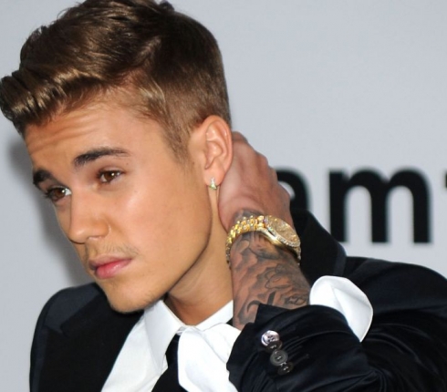 Tα κατάφεραν! Οι γείτονες έδιωξαν τον Justin Bieber από το διαμέρισμα του