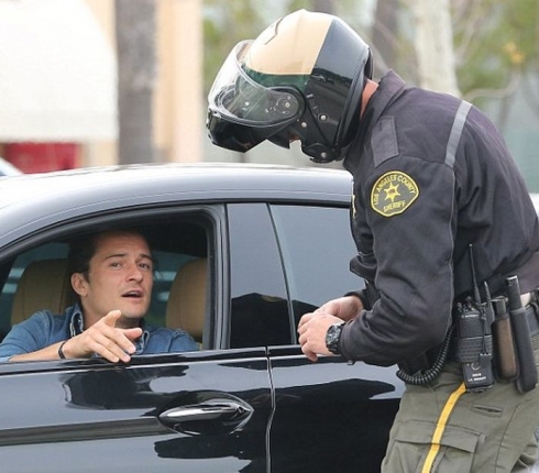 Συμβαίνει και στους διάσημους: Kλήση στον Orlando Bloom