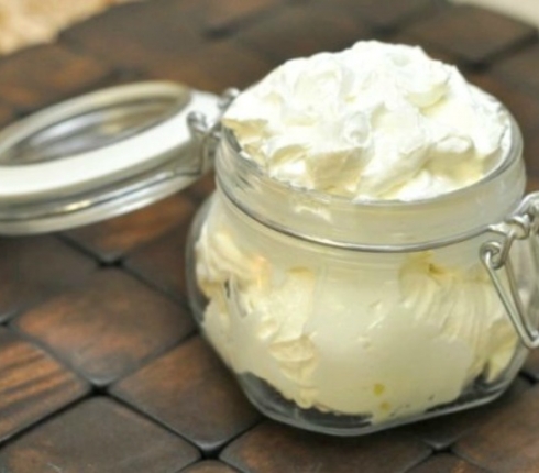 Φτιάξε σπιτικό body butter βανίλιας
