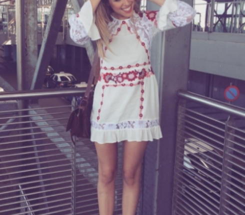 Street style: H Demy ξεκινά την εβδομάδα με ethnic-chic look