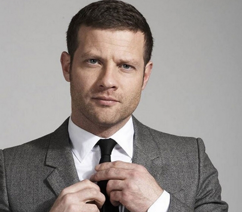 Dermot O'Leary: Παραιτήθηκε ο παρουσιαστής του βρετανικού X-Factor
