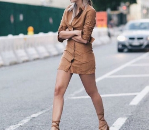Street style : Δοκίμασε total καφέ look όπως η Danielle Bernstein 