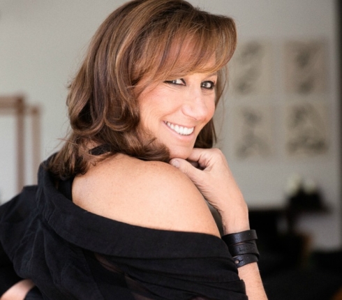 Donna Karan : 10 πράγματα που δεν ήξερες για την διάσημη σχεδιάστρια