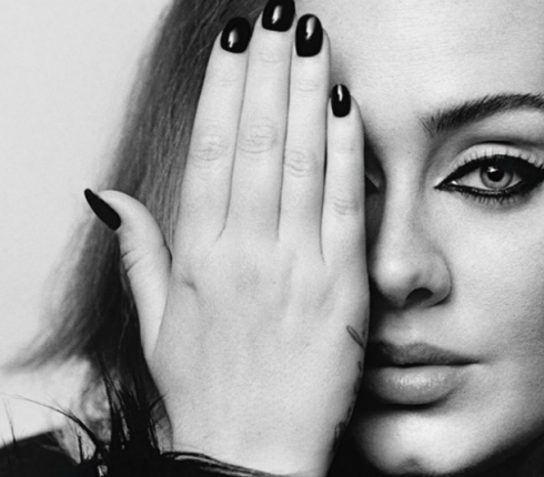 Η Adele είναι η πιο αστεία celebrity! 12 φορές που μας έκανε να γελάσουμε μέχρι δακρύων!