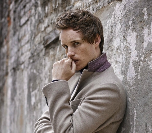 Εddie Redmayne χρόνια πολλά! Γιατί είμαστε μεγάλοι φαν σου