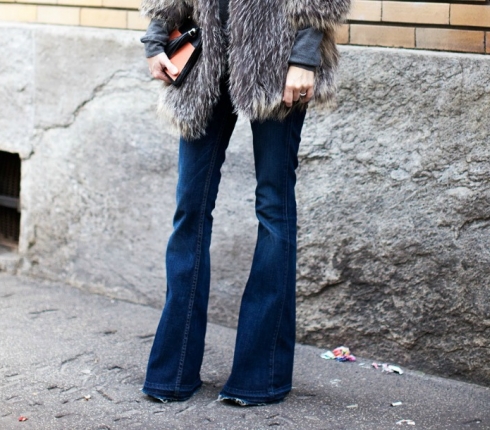 To flare or not to flare; 10 τζιν καμπάνα για το τέλειο boho look