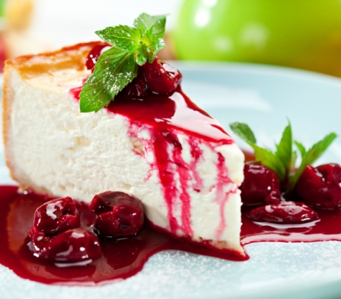 Έχεις όρεξη για γλυκό; Φτιάξε cheesecake με κεράσια