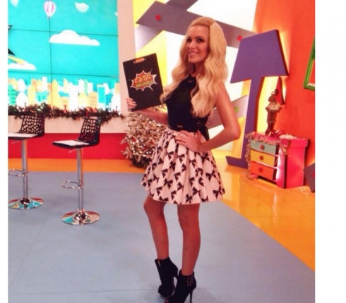  Spotted Now: Φόρεσε και εσύ φόρεμα με full skirts όπως η Κατερίνα Καινούργιου