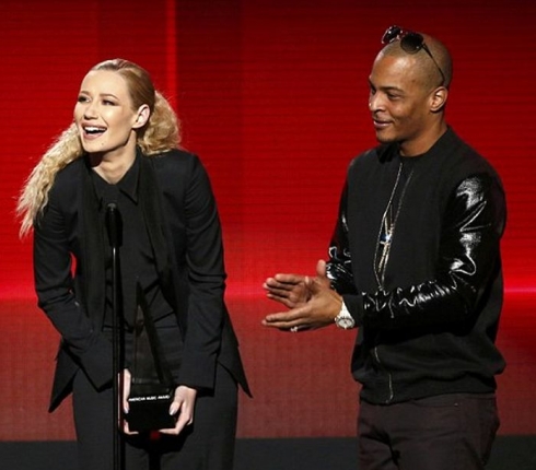 Πόσο υπεράνω; Η Iggy Azalea ευχαρίστησε τον Eminem