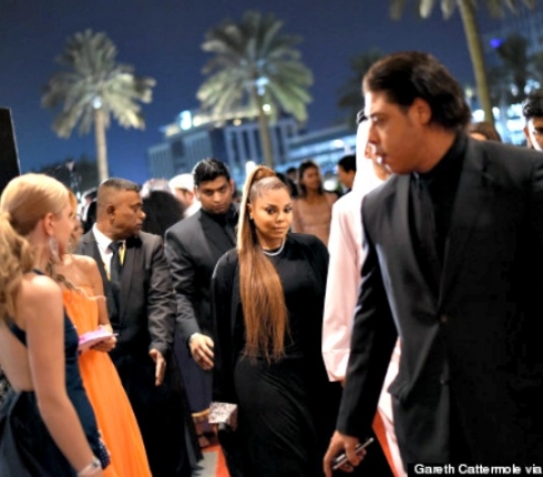 H Janet Jackson στην πρώτη της δημόσια εμφάνιση μετά από ένα χρόνο σε εκδήλωση της Vogue