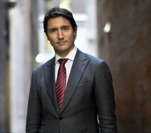 Invictus Games: Ο Justin Trudeau κάνει push ups και προκαλεί Οbama, πρίγκιπα Harry και Βασίλισσα Ελισάβετ!