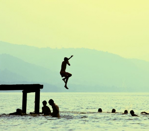 Summer Therapy: Γεύσεις, μυρωδιές και μουσικές που μας θυμίζουν καλοκαίρι
