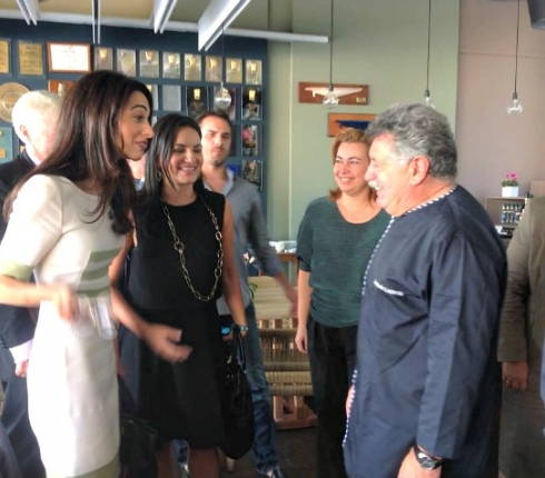 Το μήνυμα της Amal Alamuddin στον Λευτέρη Λαζάρου