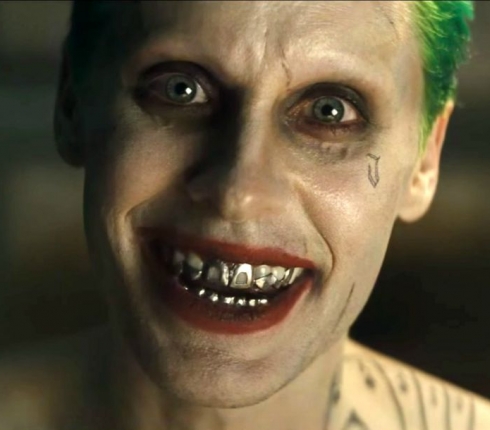Ο Jared Leto στέλνει (ακόμα) παράξενα δώρα ως Joker