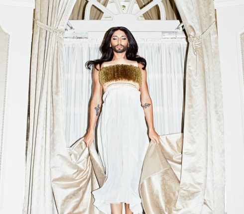 Η Μελισσάνθη μας ντύνει την Conchita Wurst 
