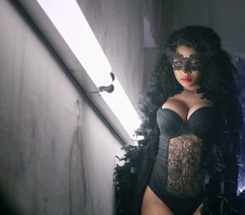 Hot video: H Nicki Minaj σε ρόλο dominatrix  στο νέο της clip