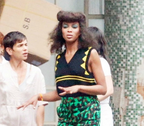 Naomi Campbell εσύ; Πραγματικά αγνώριστο το supermodel!