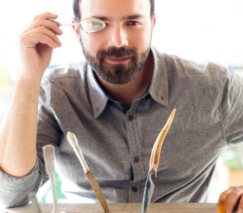 Nomad chef: Ο Ανδρέας Λαγός στήνει ένα εστιατόριο στο σπίτι σου